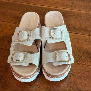 NWOT Chinese Laundry Los Angeles Seraphine Wedges 8.5